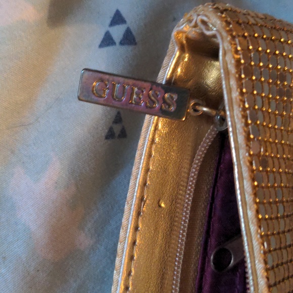 Guess Gold Tone Wrist Bag Shiney Gold - Picture 2 of 5